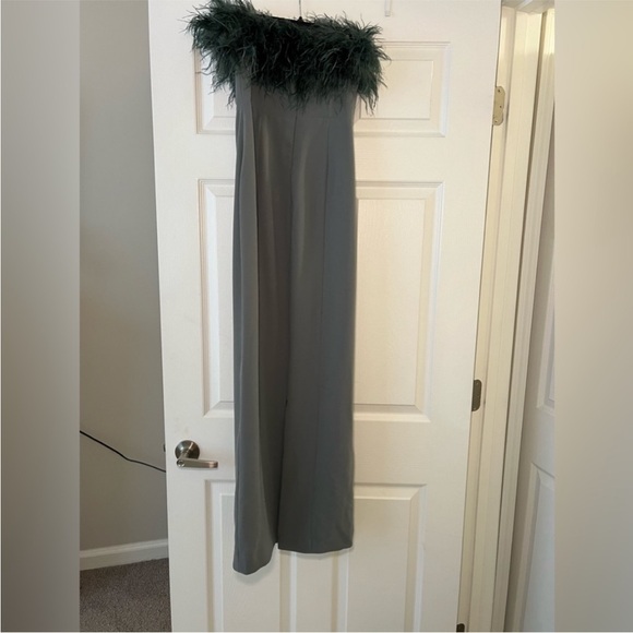 House of CB - Juliene - strapless feather bodice crepe cocktail dress - Picture 7 of 8